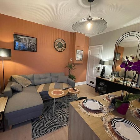 Le Treize Au Coeur Du Bouchon Apartamento Troyes Exterior foto