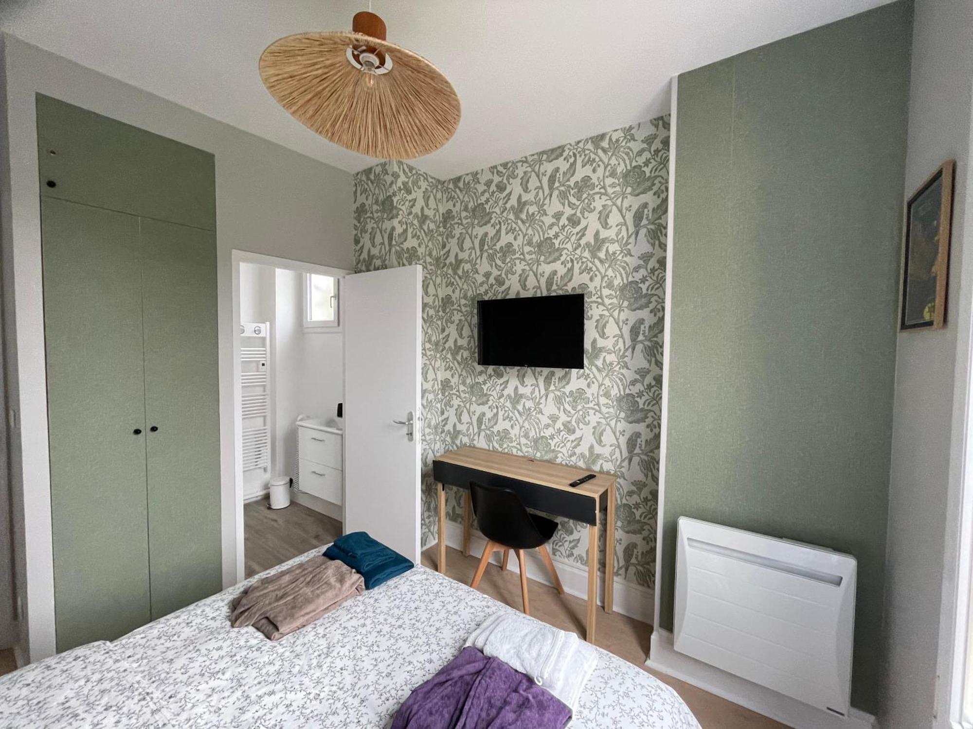 Le Treize Au Coeur Du Bouchon Apartamento Troyes Exterior foto